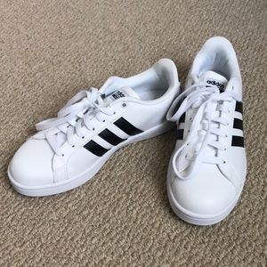 Adidas cloud foam memory footbed sneakers